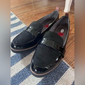 Elegant Black Loafers for Women